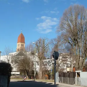 Ferienwohnung Pfersee Mit Terasse Augsburg